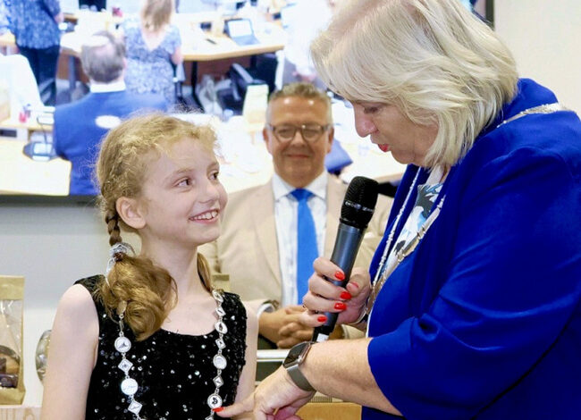 Kinderburgermeester Vivienne Vermue vertelt