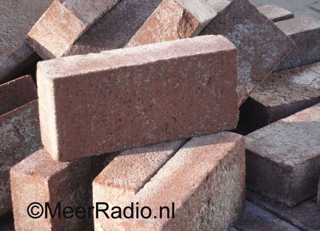 Welke aannemer bouwt het nieuwe gemeentehuis?