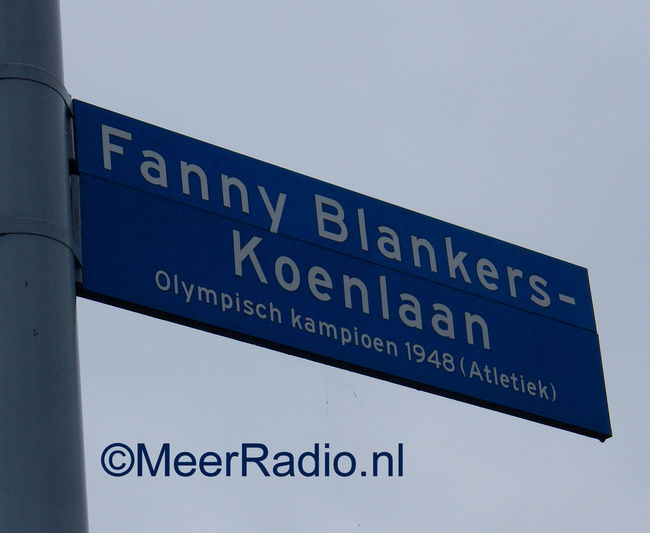 Vallende deuren in Hoofddorp