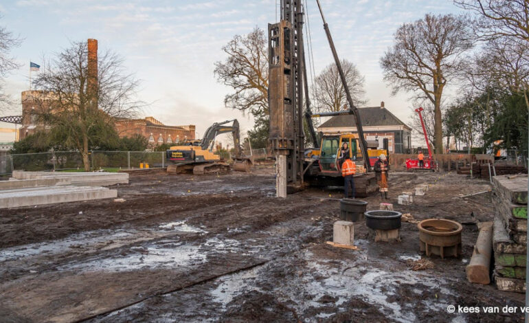Eerste heipaal de grond in voor Cruquiuspaviljoen